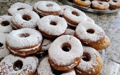 Mão na massa: jovens aprendem a preparar donuts