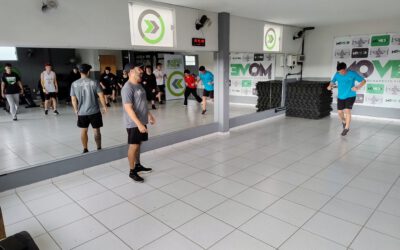 Academia Move recebe jovens da Legião Mirim para uma experiência educativa